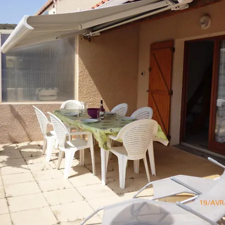 Pavillon T2, Cabine, Mezzanine, Holiday home