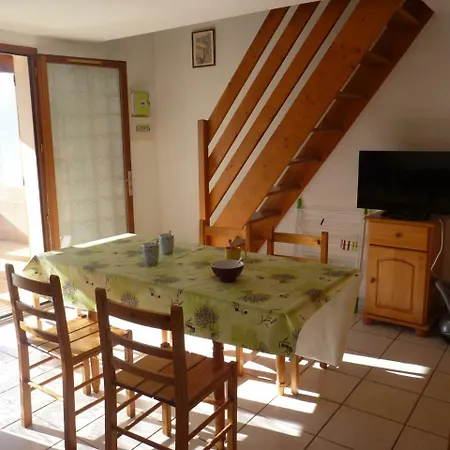 Hébergement de vacances Pavillon T2, Cabine, Mezzanine, *